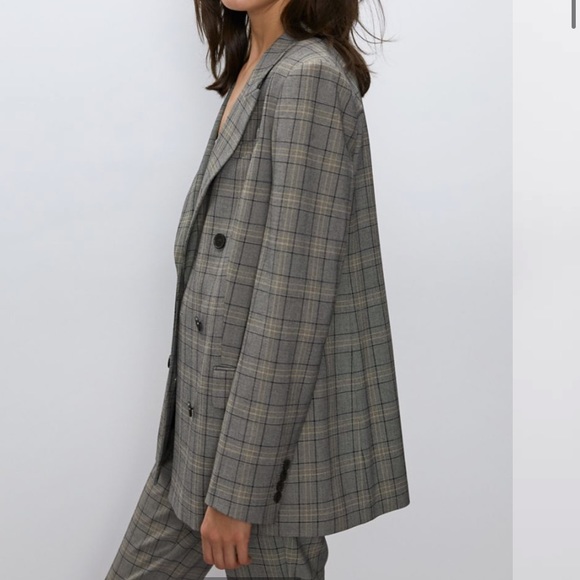 BNWT Aritzia Babaton Samuel Blazer - Picture 2 of 6